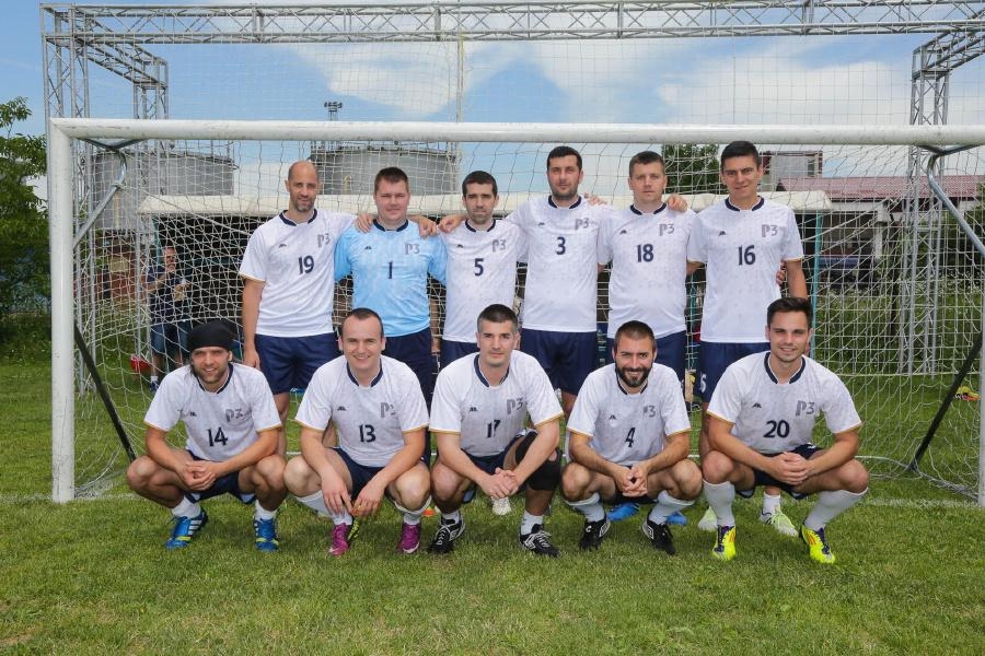 umlaut |Serbia participating in football tournament