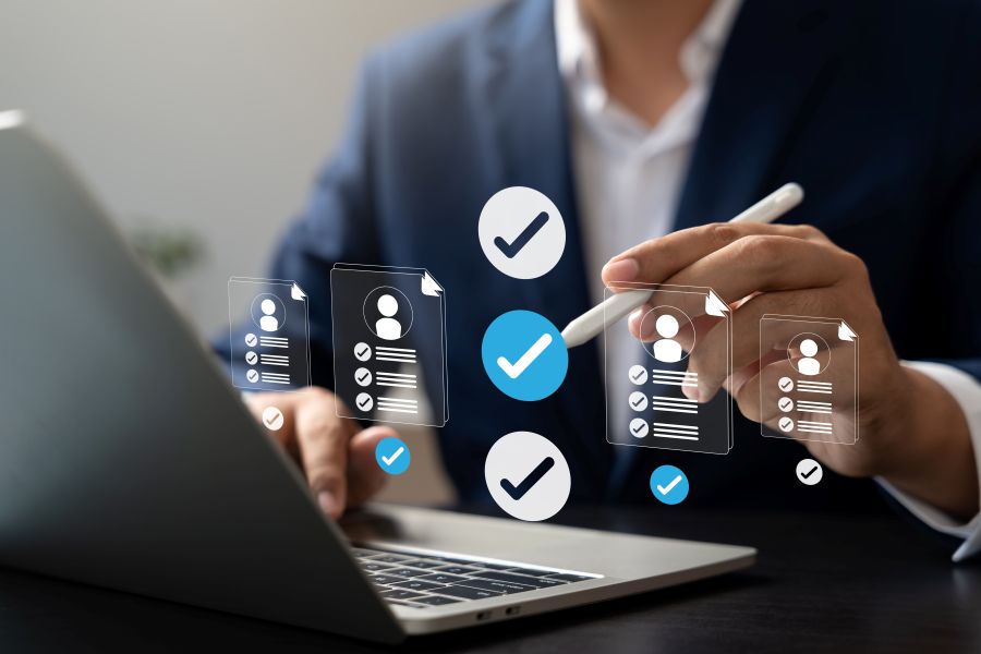 Ko to tamo selektira