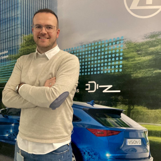 Oblikujte budućnost automobilske industrije: gradite karijeru u ZF Serbia