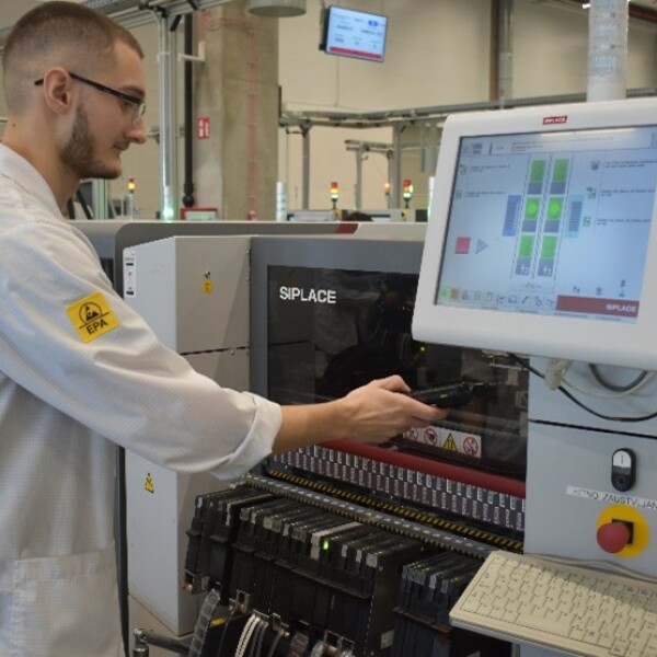 Želiš da vidiš primenu naprednih tehnologija u automobilskoj industriji u samoj fabrici? Prijavi se za Brose Open Door Day