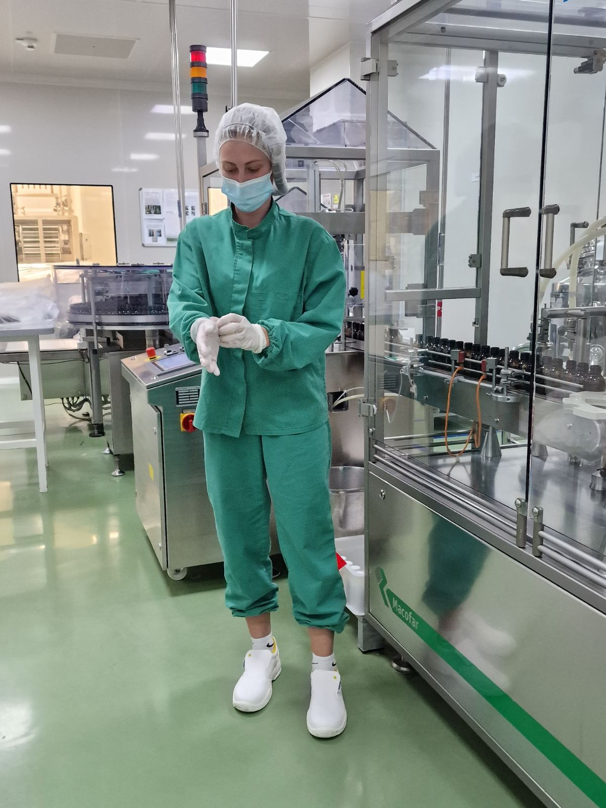 Hemofarm zapošljava u Šapcu: Posao za mašinom u belom mantilu