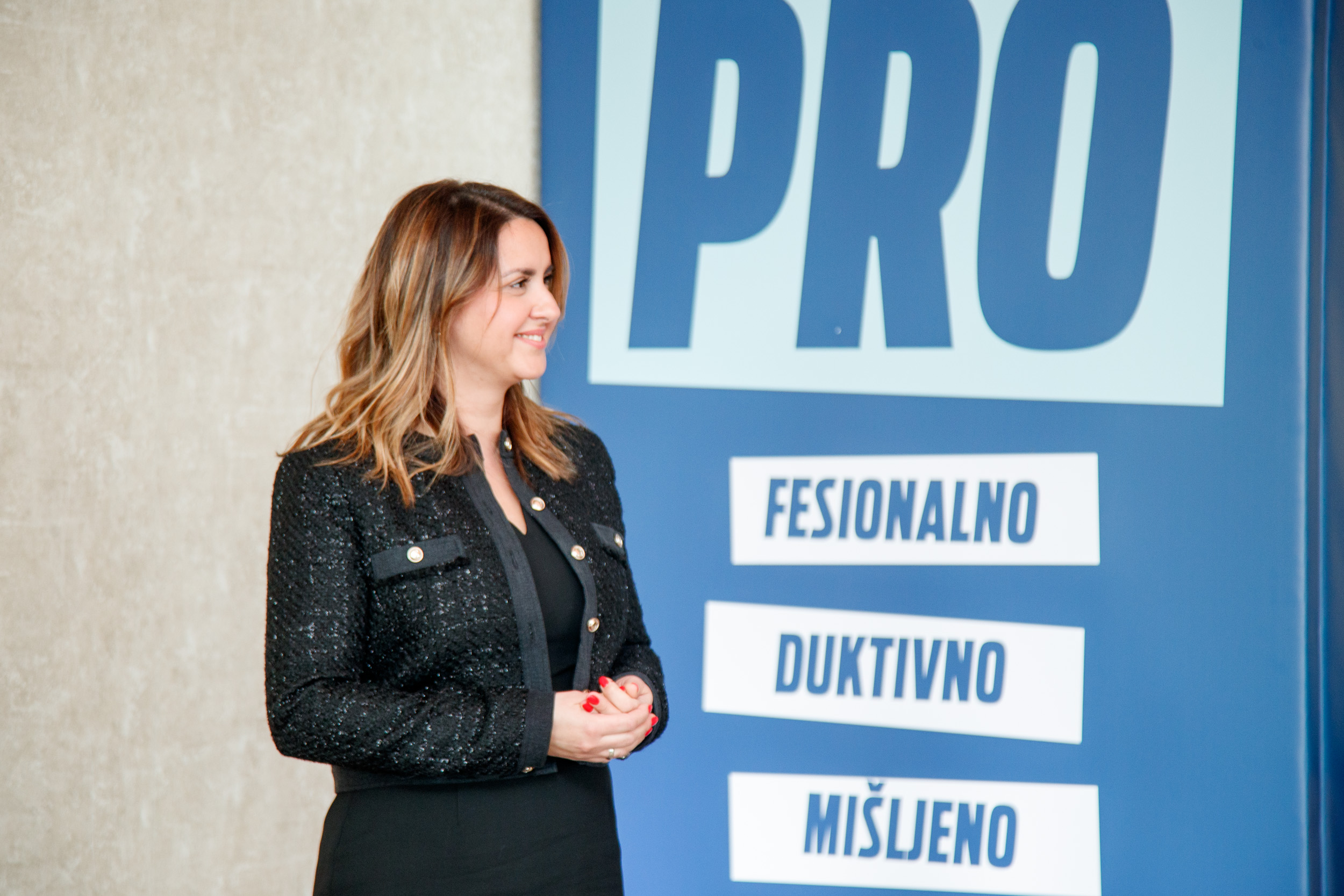 NIS Energy program iz ugla mentora i mentija   DVOUGAO - mentor i menti u NIS Energy programu: Puno učimo jedni od drugih i zbog toga smo još bolji u svom poslu